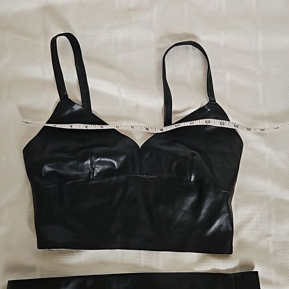 Zara Women's Faux Leather 2-Piece Crop Top & Side Ruffled Mini Skirt Black M/L - Picture 6 of 16